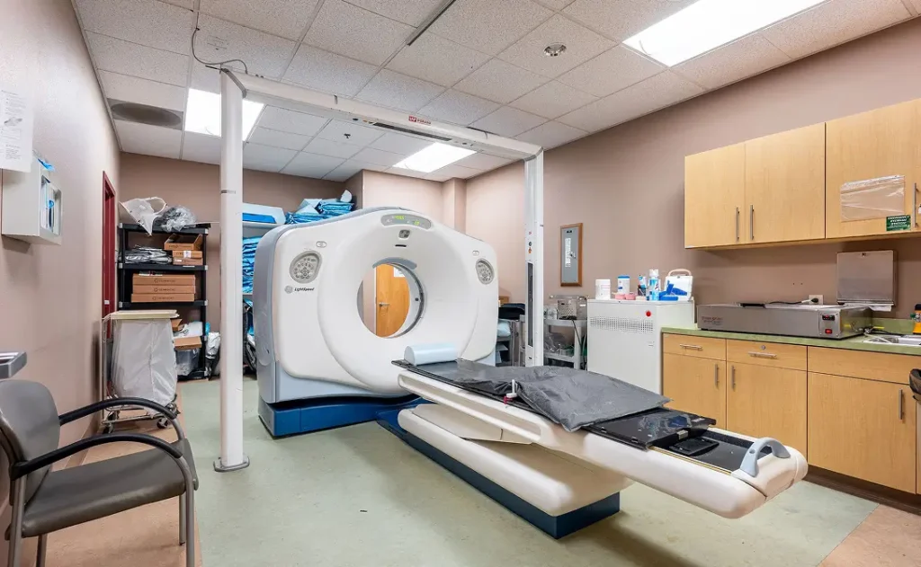 MRI Machine Radiant Cancer Care (1)